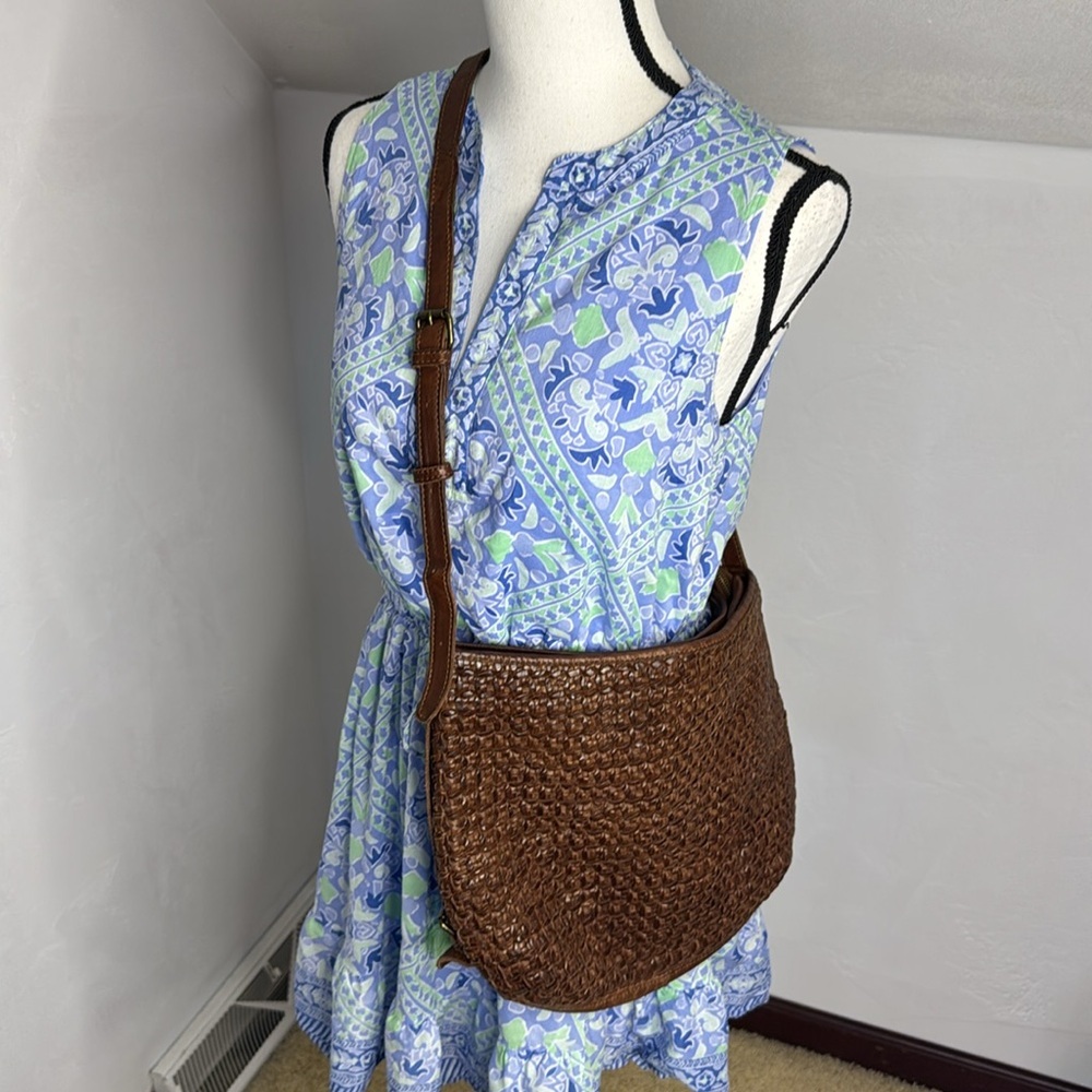 Beautiful Brown Leather Woven Crossbody Bag Made In India BRN7553C - Picture 6 of 14